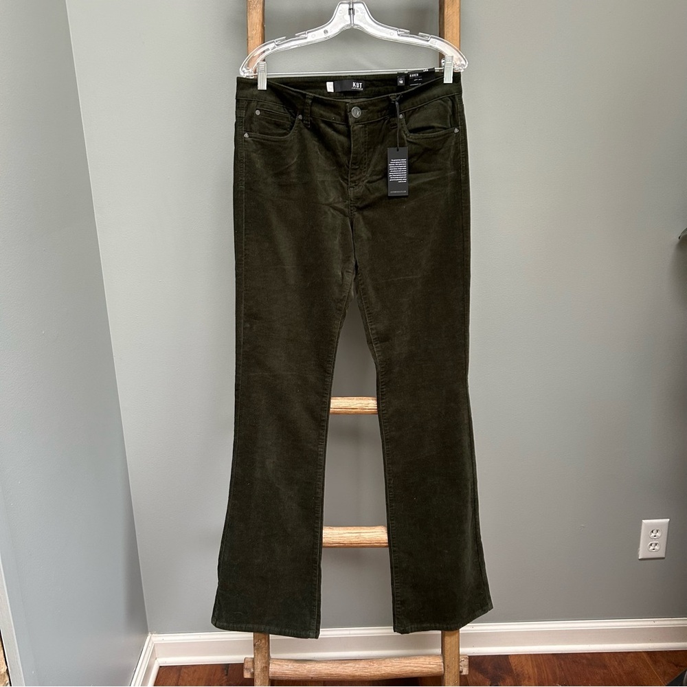 KUT From the Kloth Karen baby bootcut size 10 dark green soft corduroy pant.
